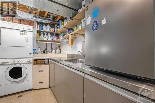 26 Melanie Crescent, Kanata, ON - Indoor Photo Showing Laundry Room