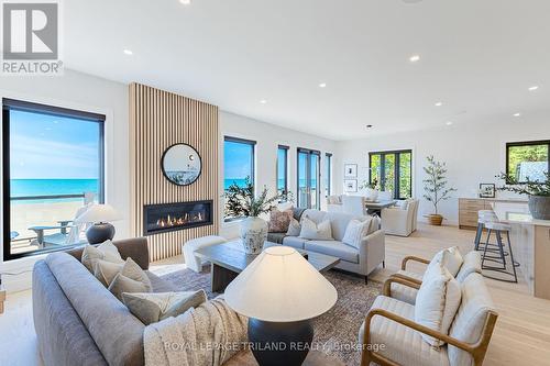 39 Beach Lane, Lambton Shores (Grand Bend), ON - Indoor Photo Showing Living Room With Fireplace