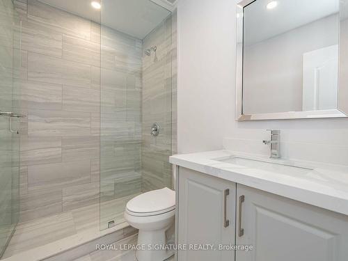 63-3400 Rhonda Valley Blvd, Mississauga, ON - Indoor Photo Showing Bathroom