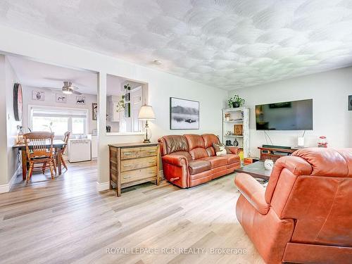 309 William St, Shelburne, ON - Indoor Photo Showing Living Room