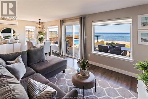 12 Macon Lane, Cap Pele, NB - Indoor Photo Showing Living Room