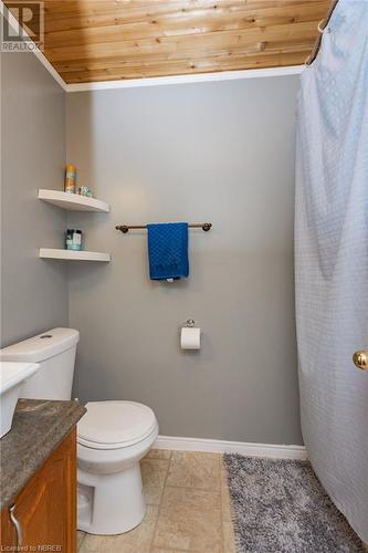 114 Veronica Drive, North Bay, ON - Indoor Photo Showing Bathroom