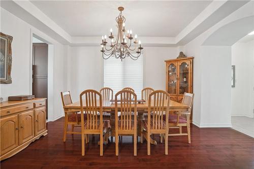 323 Powell Road, Brantford, ON - Indoor Photo Showing Dining Room