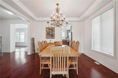323 Powell Road, Brantford, ON - Indoor Photo Showing Dining Room