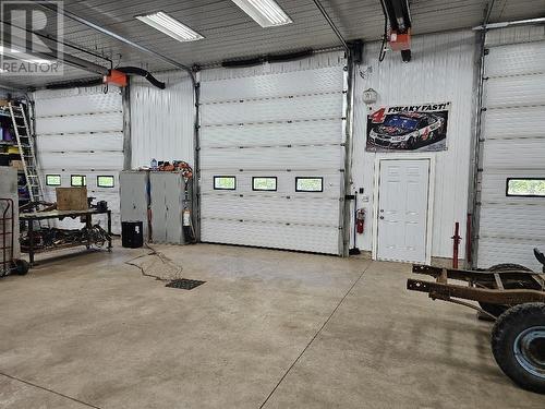 595 Old Goulais Bay Rd, Sault Ste. Marie, ON - Indoor Photo Showing Garage