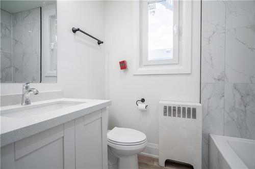 611 Concession Street|Unit #5, Hamilton, ON - Indoor Photo Showing Bathroom