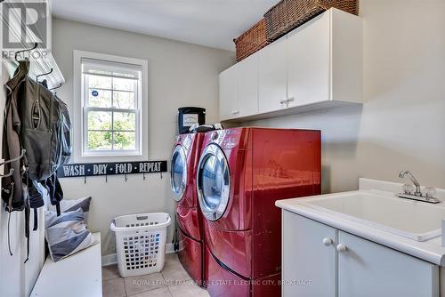 10 Peace Crescent, Peterborough, ON - Indoor Photo Showing Laundry Room