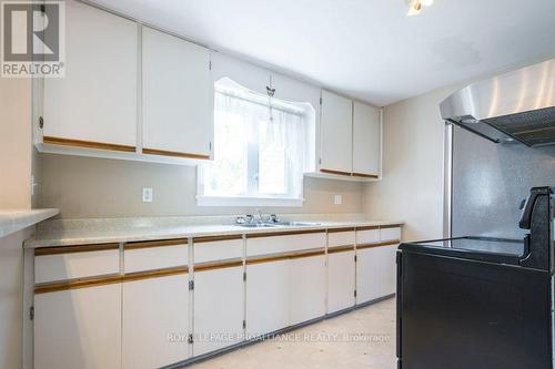 1 Clarke Boulevard, Belleville, ON - Indoor Photo Showing Kitchen