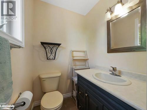 1158 518 Highway, Seguin, ON - Indoor Photo Showing Bathroom