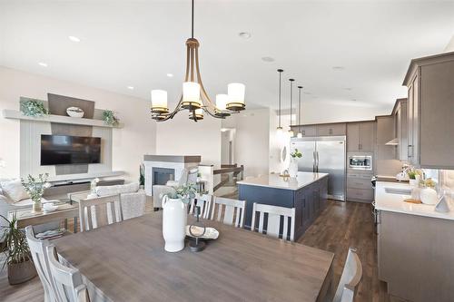 23 Fetterly Way, Headingley, MB - Indoor Photo Showing Dining Room