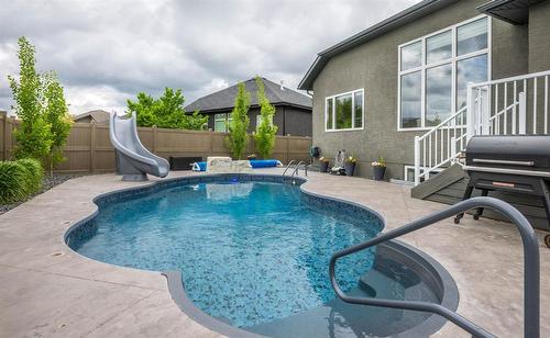 23 Fetterly Way, Headingley, MB - Outdoor With In Ground Pool