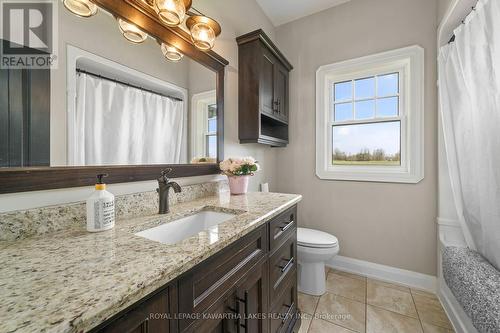 95 Centreline Road, Kawartha Lakes, ON - Indoor Photo Showing Bathroom