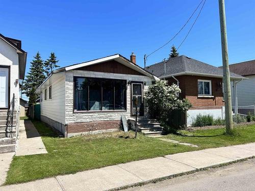 608 Hargrave Street, Thunder Bay, ON - Outdoor