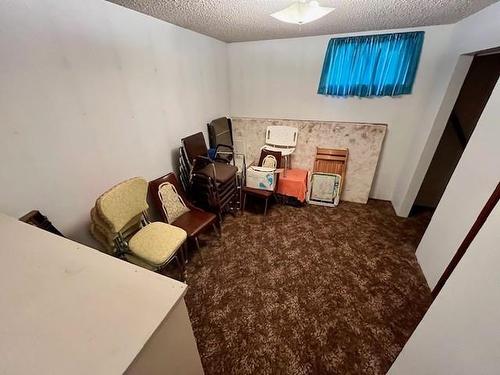 212 Sequoia Drive, Thunder Bay, ON - Indoor Photo Showing Other Room