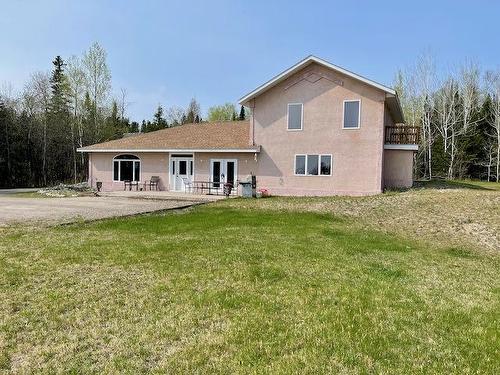 722 Sandy Beach Road, Dryden, ON 