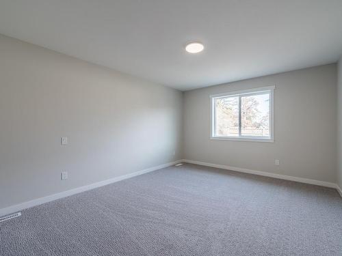 142 Clarke Street, Kamloops, BC - Indoor Photo Showing Other Room