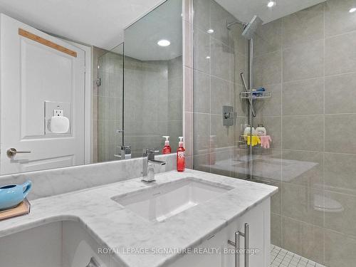 1215-85 East Liberty St, Toronto, ON - Indoor Photo Showing Bathroom