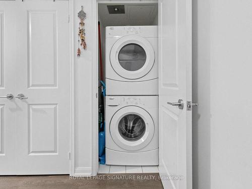 1215-85 East Liberty St, Toronto, ON - Indoor Photo Showing Laundry Room