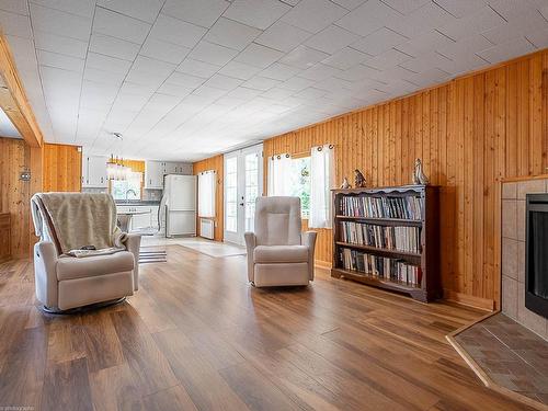 Living room - 114 Domaine-Val-Morin, Val-Morin, QC - Indoor Photo Showing Other Room