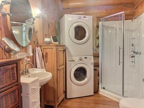 Bathroom - 1018 Ch. B.-Voisine, Rouyn-Noranda, QC - Indoor Photo Showing Laundry Room