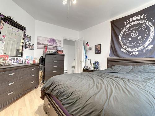 Chambre Ã Â coucher - 192  - 196 Rue St-Joseph, Saint-Jérôme, QC - Indoor Photo Showing Bedroom