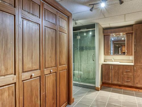 Bathroom - 631 204E Rue, Shawinigan, QC - Indoor