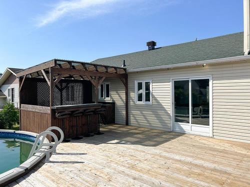 Overall view - 631 204E Rue, Shawinigan, QC - Outdoor With Above Ground Pool With Exterior