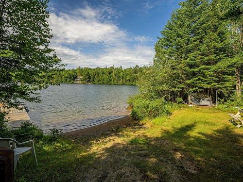 Bord de l'eau - 472 Ch. Du Lac-Godon, Lac-Supérieur, QC - Outdoor With Body Of Water With View