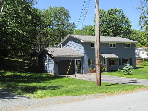 38 Hall Road, Waverley, NS 