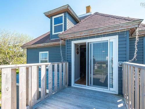 1 Atlantic Street, Clark'S Harbour, NS 