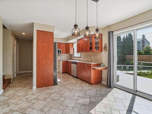 Overall view - 934 Rue De Neufchâtel, Repentigny (Repentigny), QC - Indoor Photo Showing Kitchen