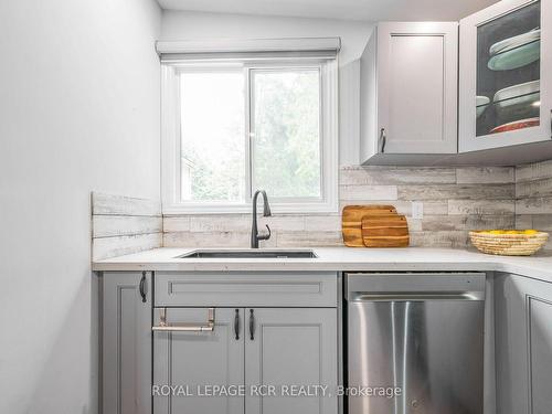 49-785 Caledon E Garafraxa Line, Caledon, ON - Indoor Photo Showing Kitchen