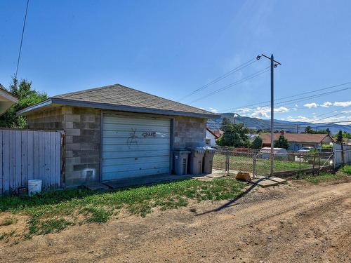 936 Surrey Ave, Kamloops, BC - Outdoor