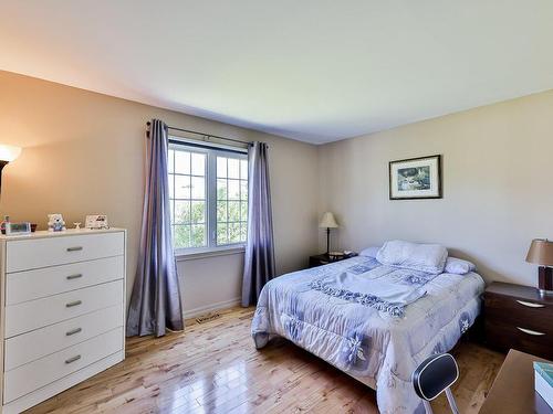 Chambre Ã Â coucher - 4785 Rue De Varennes, Terrebonne (Terrebonne), QC 