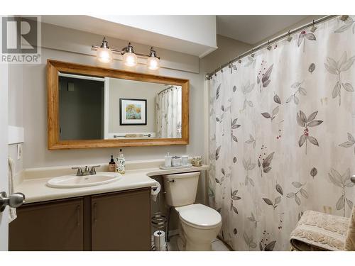 1255 Raymer Avenue Unit# 504, Kelowna, BC - Indoor Photo Showing Bathroom