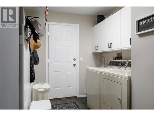 1255 Raymer Avenue Unit# 504, Kelowna, BC - Indoor Photo Showing Laundry Room