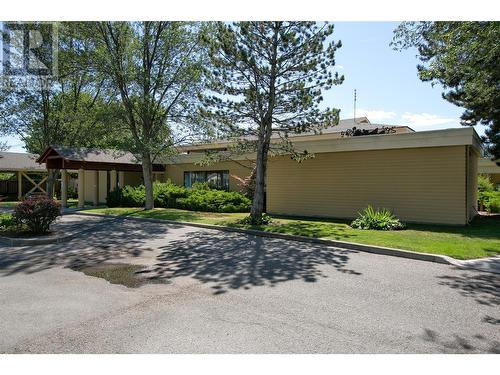 1255 Raymer Avenue Unit# 504, Kelowna, BC - Outdoor