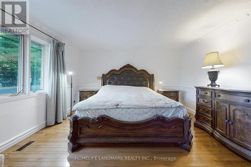 11 Marcus Court, Vaughan, ON - Indoor Photo Showing Bedroom