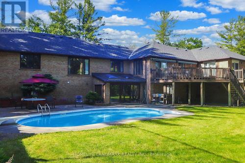 11 Marcus Court, Vaughan, ON - Outdoor With In Ground Pool