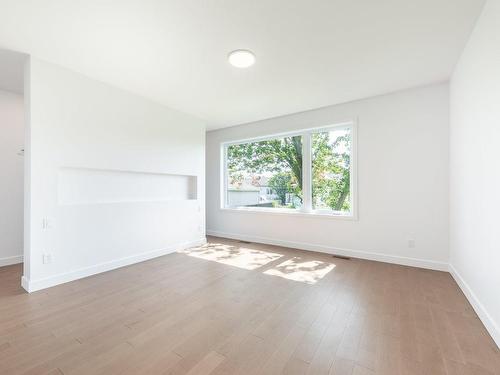 Master bedroom - 55 Rue Deland, Saint-Jean-Sur-Richelieu, QC - Indoor Photo Showing Other Room