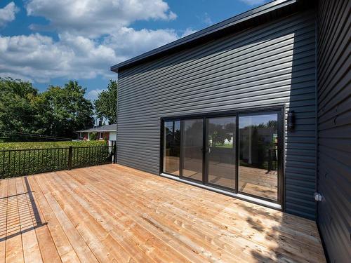 Balcony - 55 Rue Deland, Saint-Jean-Sur-Richelieu, QC - Outdoor With Exterior