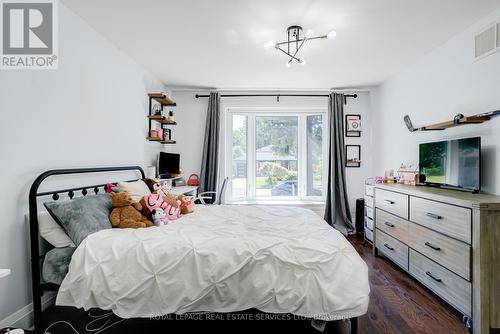 194 Sylvan Avenue, Toronto, ON - Indoor Photo Showing Bedroom