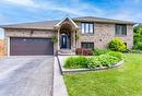 Fully landscaped - 91 Hedge Lawn Drive, Grimsby, ON  - Outdoor With Facade 