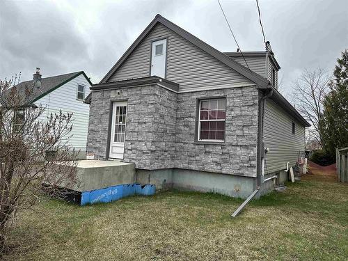 119 Wellington Street, Thunder Bay, ON 