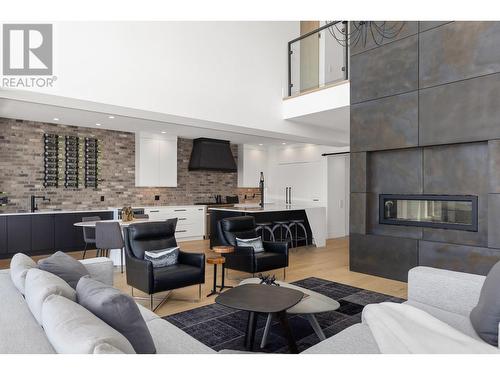 1462 Rocky Point Drive, Kelowna, BC - Indoor Photo Showing Living Room With Fireplace