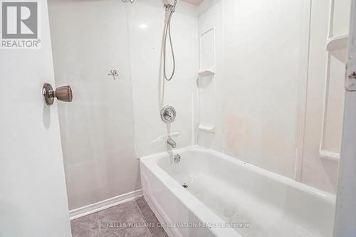 4860 Rosewater Court, Mississauga, ON - Indoor Photo Showing Bathroom