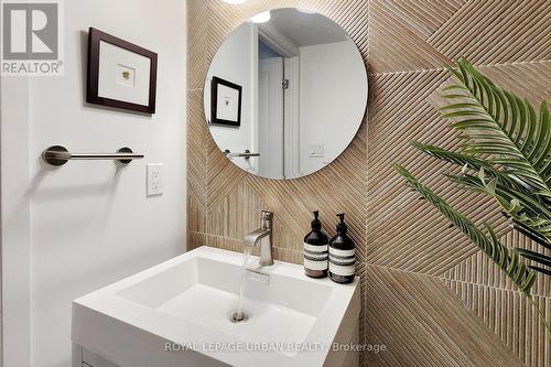 2 - 76 Munro Street, Toronto, ON - Indoor Photo Showing Bathroom
