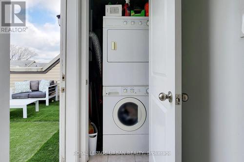 2 - 76 Munro Street, Toronto, ON - Indoor Photo Showing Laundry Room