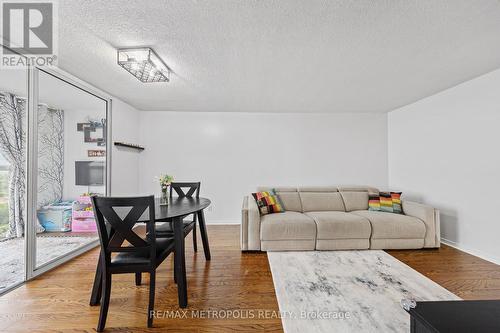 1808 - 330 Mccowan Road, Toronto, ON - Indoor Photo Showing Living Room