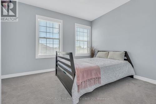 208 - 440 Lonsberry Drive, Cobourg, ON - Indoor Photo Showing Bedroom